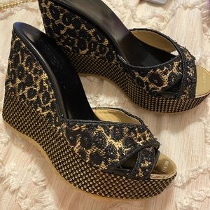 Jimmy Choo Perfume Wedge Woven Leopard Raffia Size 7 New Without Box